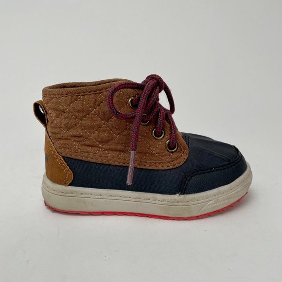 OshKosh B'gosh Tarin Ankle Duck Boot, Size Toddler 5 - Picture 2 of 8